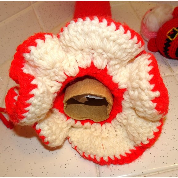 Vintage Crochet Christmas Candle & Santa fuzzy flocked Santa Lot mcm 1970s - Picture 11 of 12